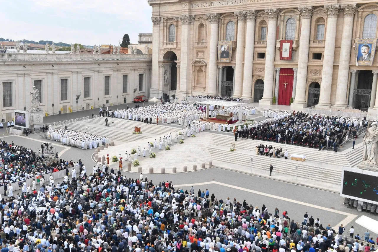 Canonization Day Scalabrini